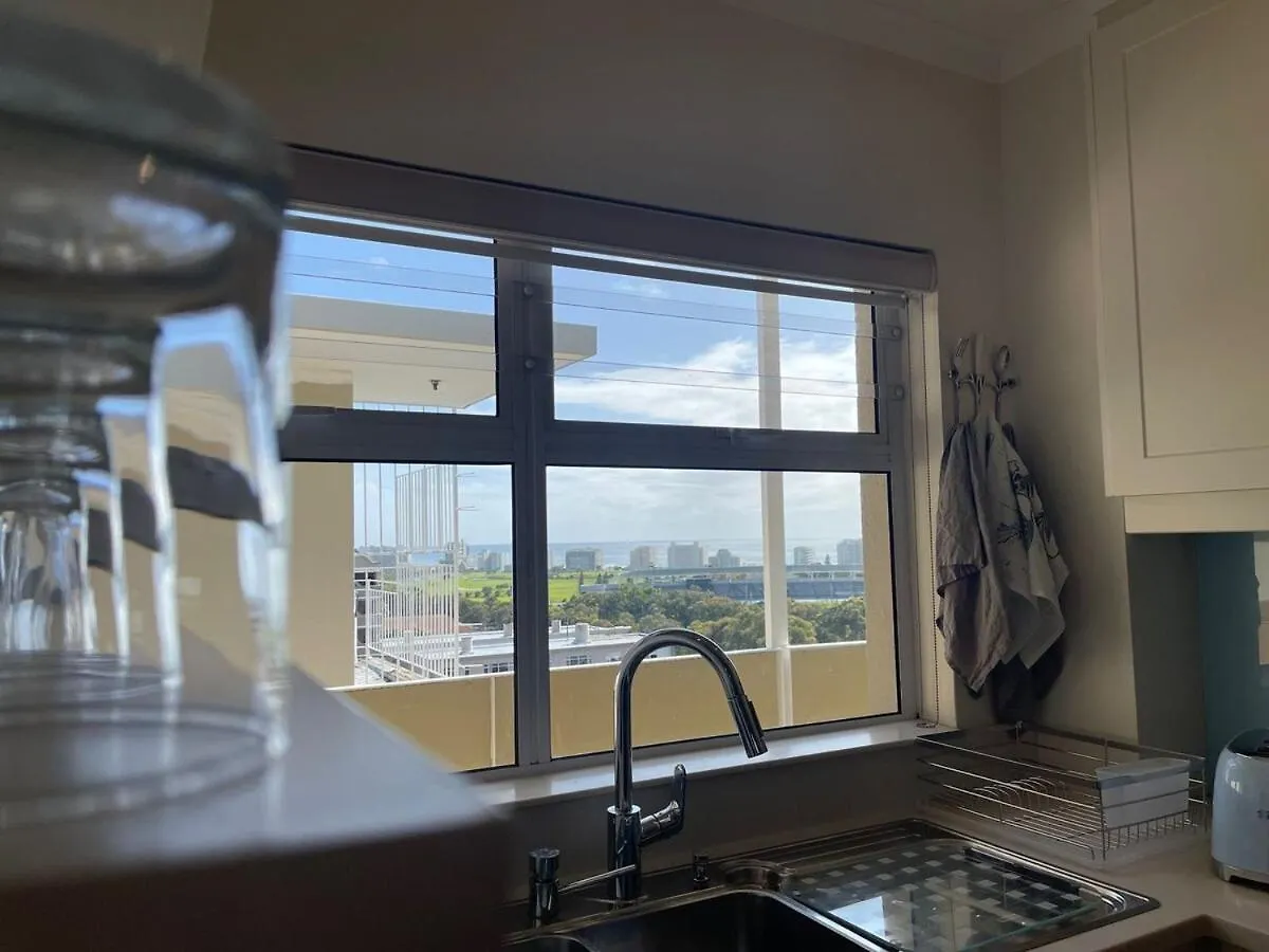 804 Winston Place Cape Town 0*,  Güney Afrika